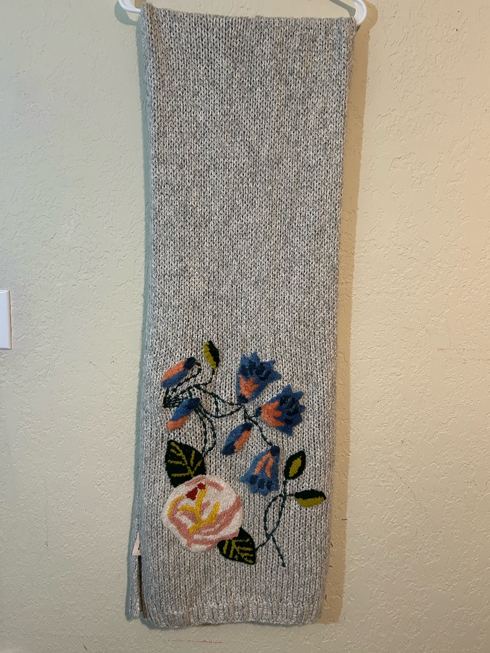 Nathalie Lété Anthropologie Gray Knit Scarf with Floral Embroidery - Picture 2 of 5